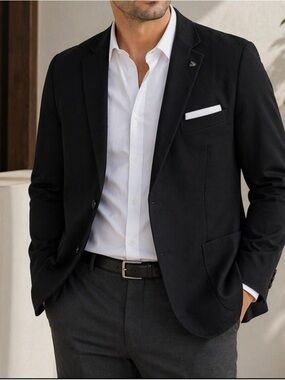 Daniel Cremieux Classic Black Blazer